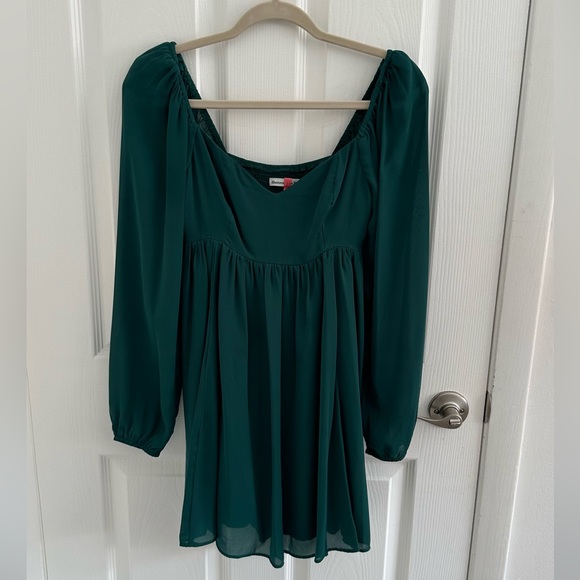 Abercrombie & Fitch Dresses & Skirts - Abercrombie and Fitch long sleeve mini dress green